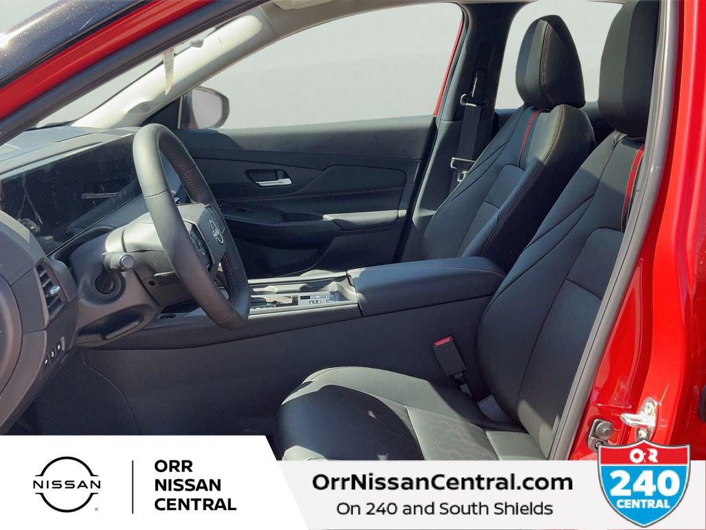 New 2026 Nissan Sentra SR w/ SR Premium Package FWD image 17