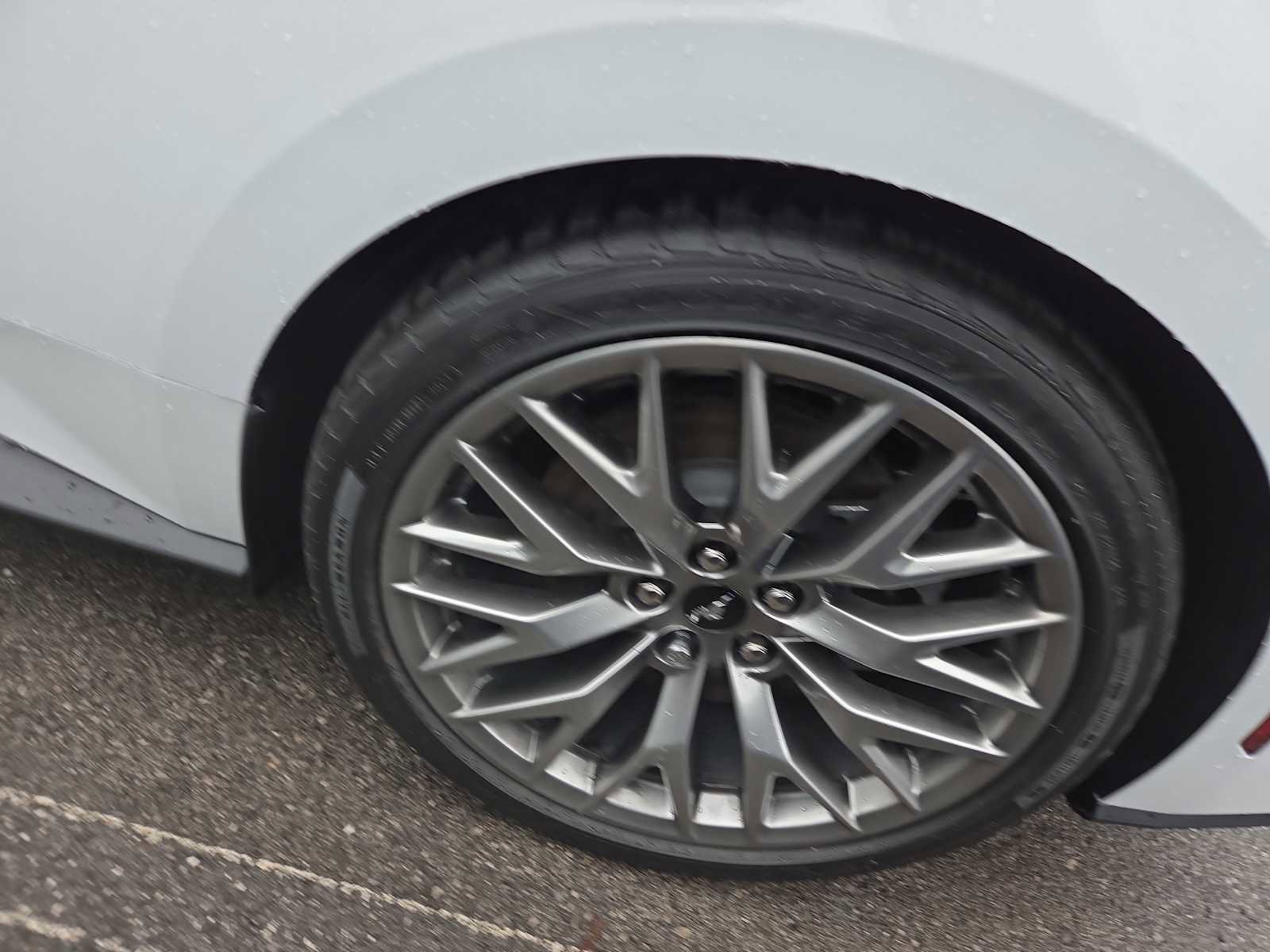 Used 2025 Ford Mustang GT Premium image 6