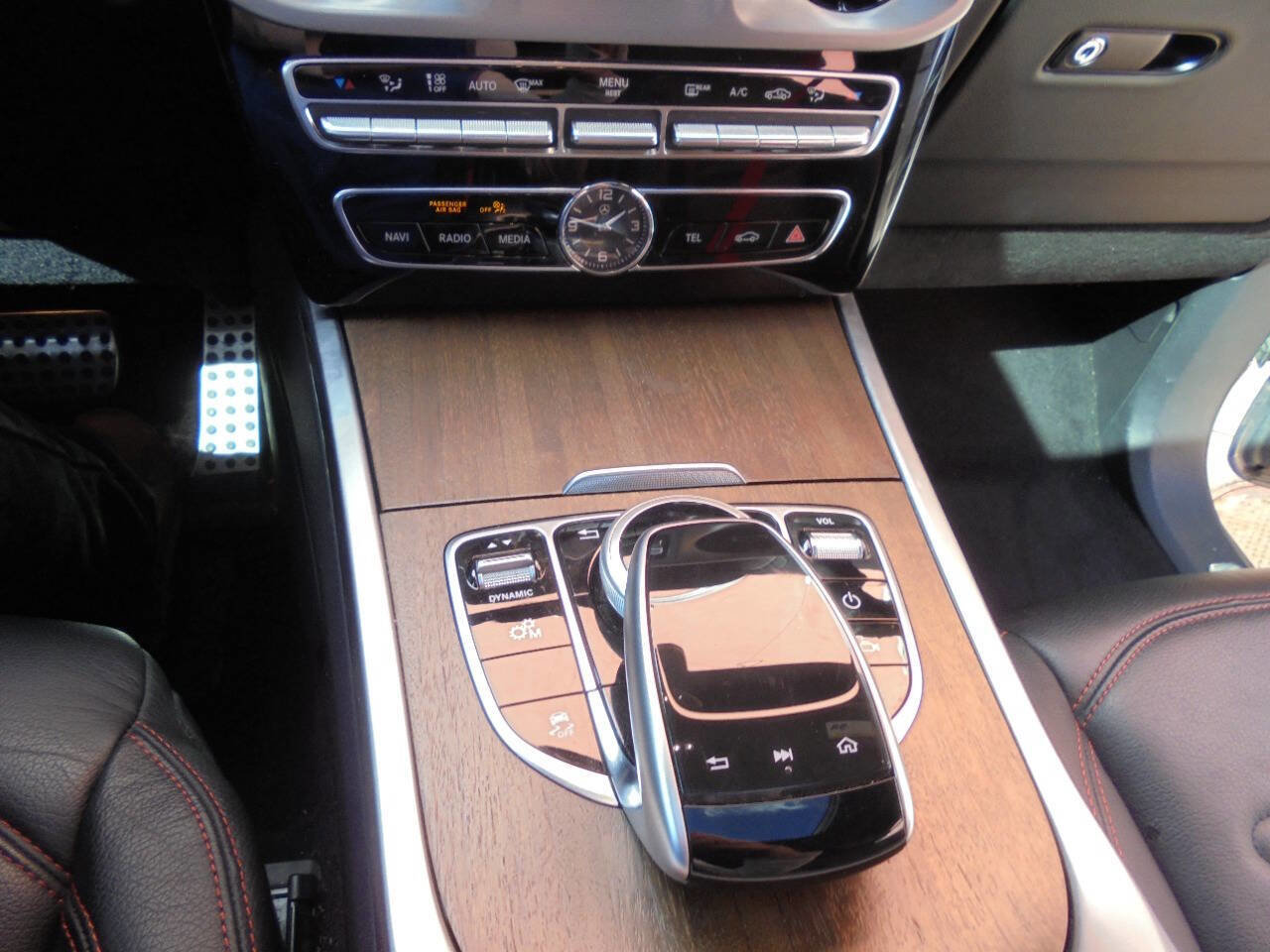 Used 2019 Mercedes-Benz G 550 w/ AMG Line image 17