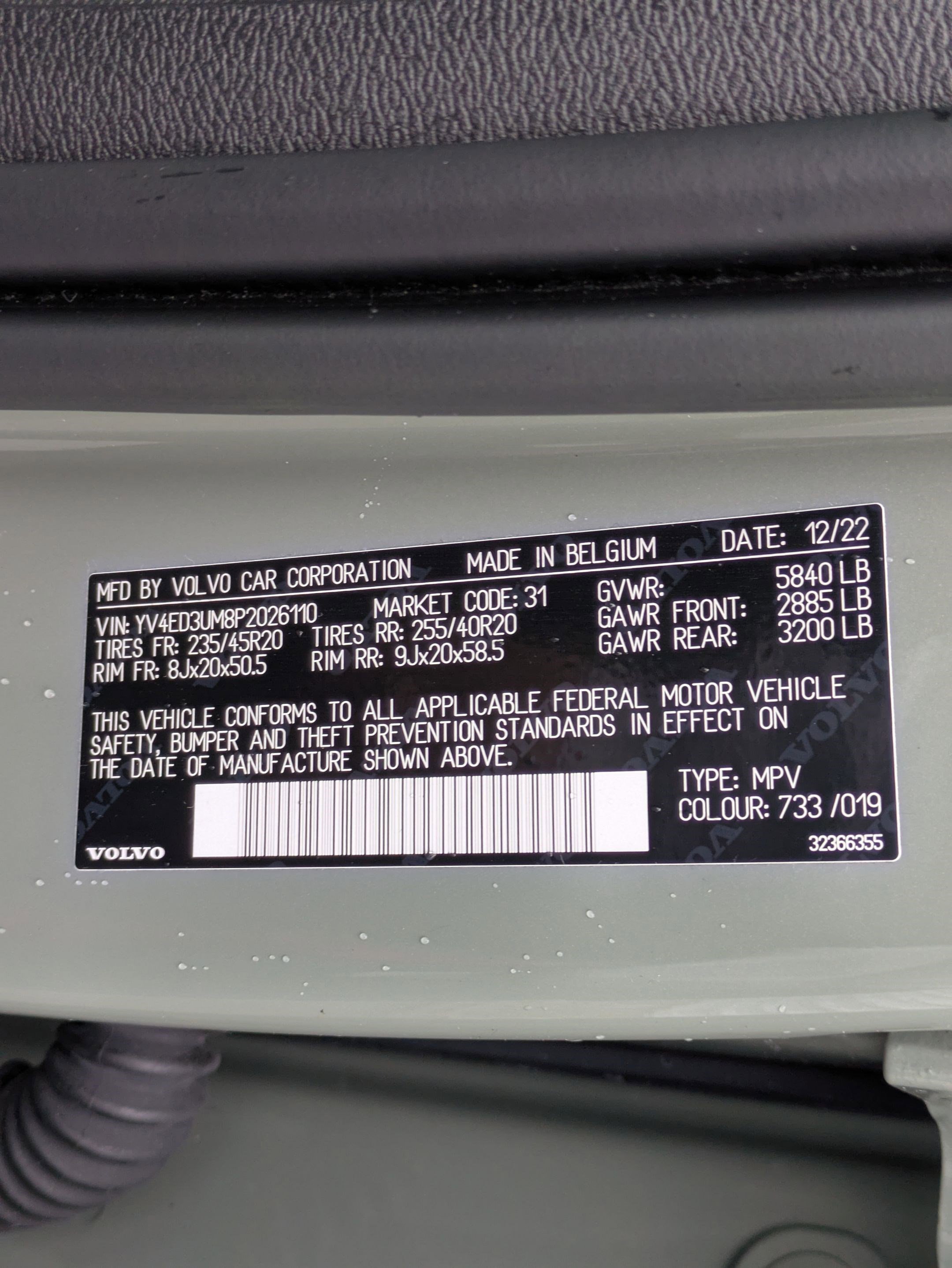 Used 2023 Volvo XC40 Recharge Ultimate image 32