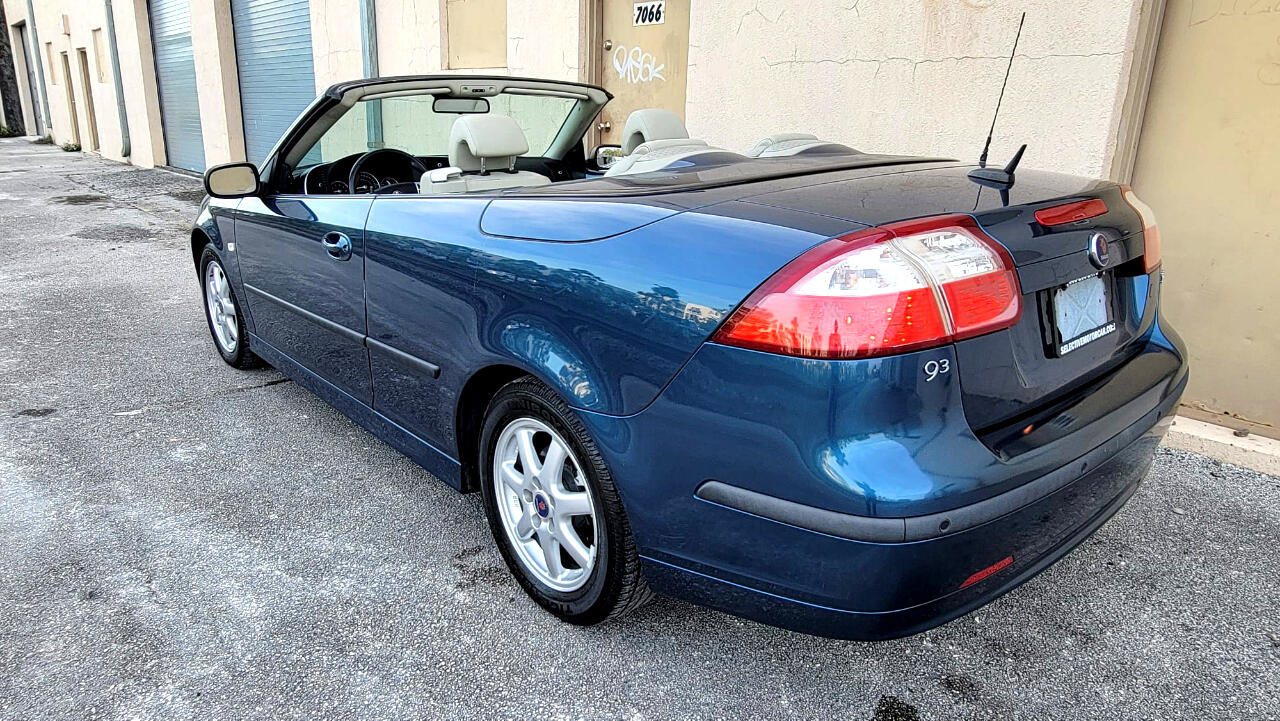 Used 2004 Saab 9-3 Aero image 2