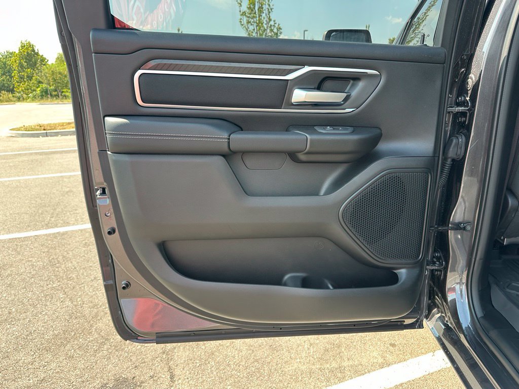 New 2026 RAM 1500 Big Horn AWD/4WD image 14