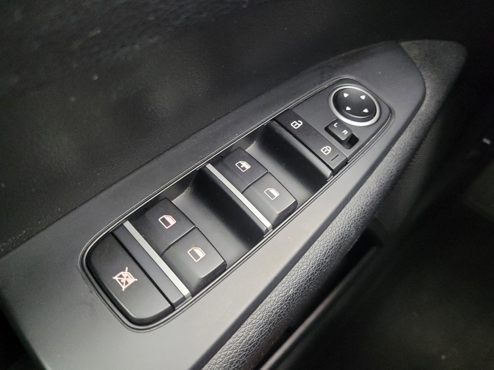Used 2023 Kia Forte LXS image 27