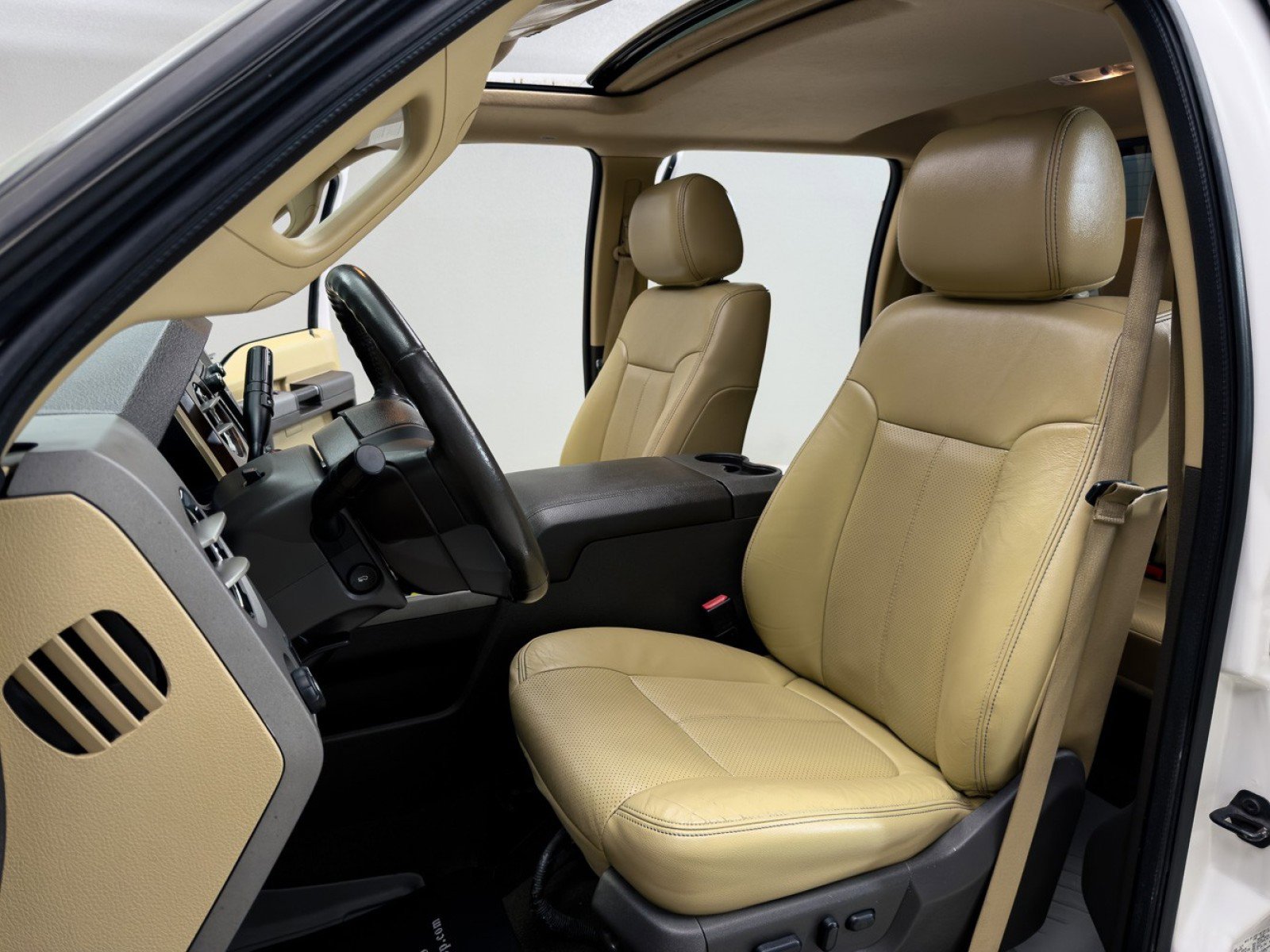 Used 2012 Ford F350 Lariat w/ Lariat Ultimate Pkg image 14