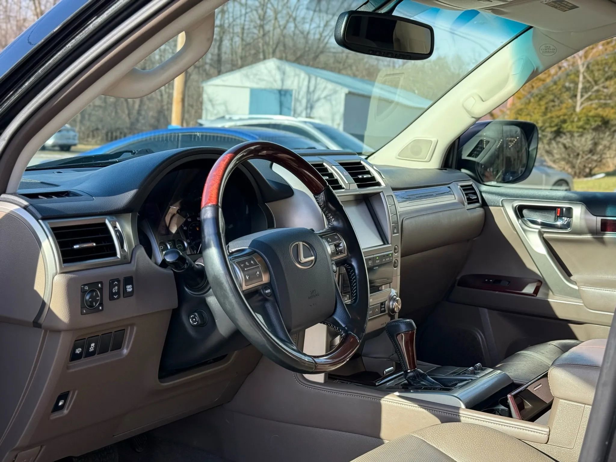 Used 2018 Lexus GX 460 Premium AWD/4WD image 9