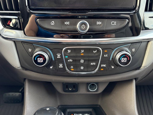 Used 2018 Chevrolet Traverse Premier w/ Driver Confidence II Package image 23