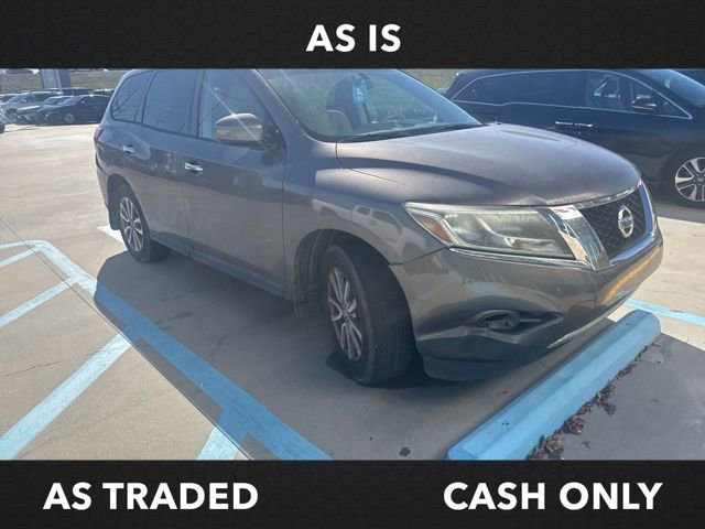 Used 2014 Nissan Pathfinder SV image 3