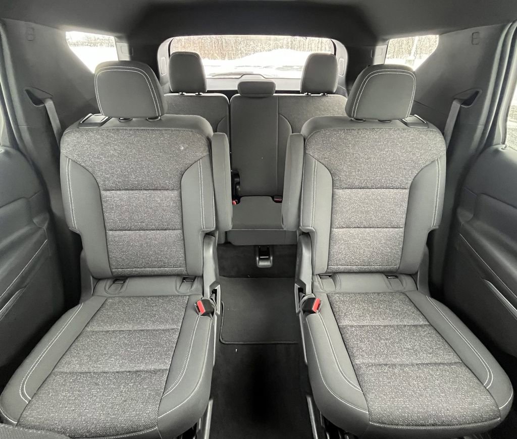 Used 2024 Chevrolet Traverse LT w/ Enhanced Driving Package image 18