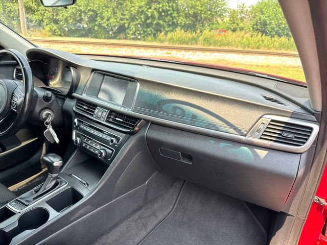 Used 2018 Kia Optima S w/ Panoramic Sunroof Package FWD image 28