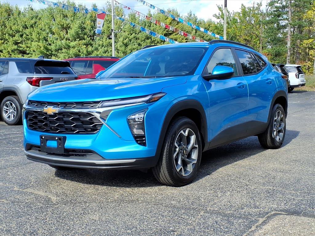 New 2026 Chevrolet Trax LT w/ Driver Confidence Package image 3