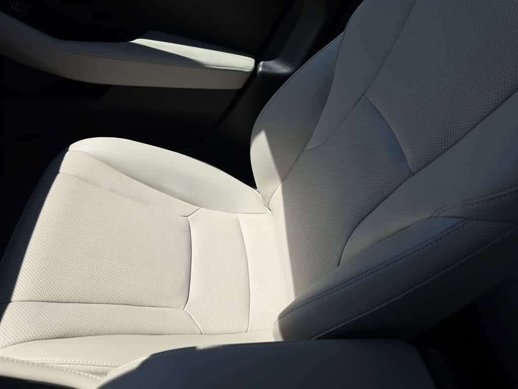 Certified 2025 Honda Accord Touring image 27