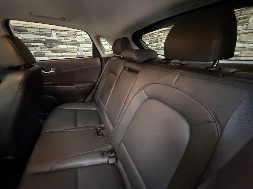 Used 2023 Hyundai Kona Limited w/ Cargo Package image 31