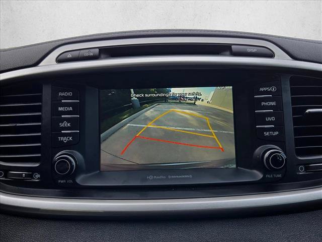 Used 2018 Kia Sorento FWD image 13