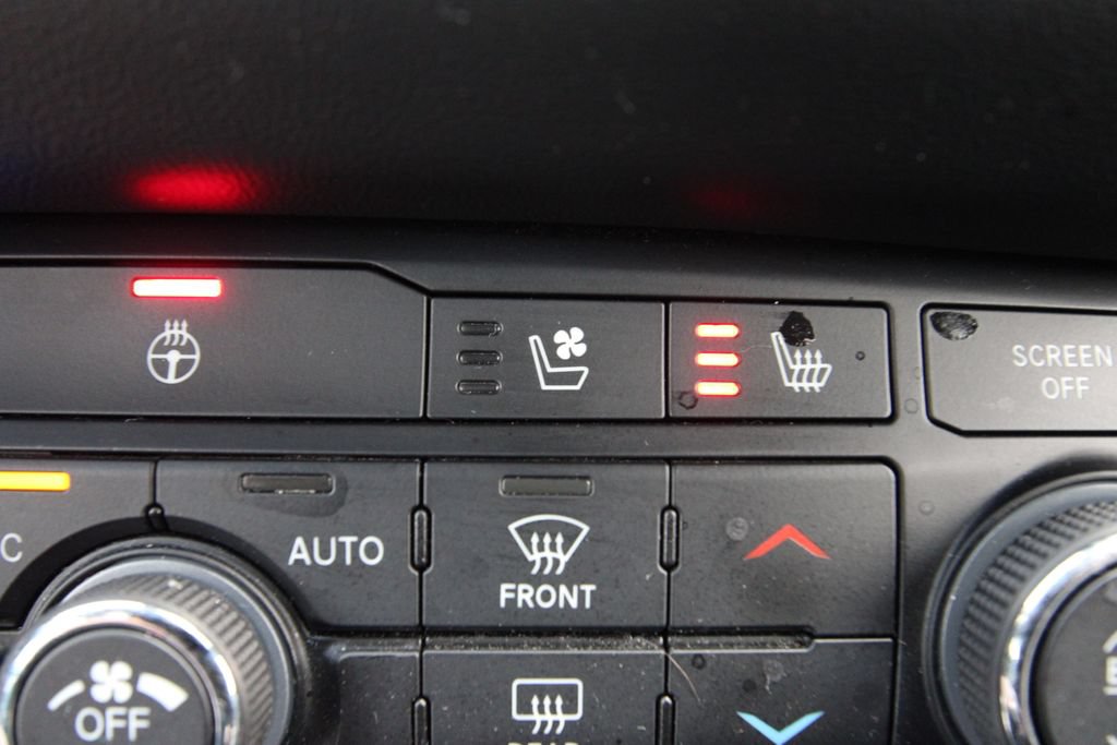 Used 2023 Dodge Durango GT AWD/4WD image 30