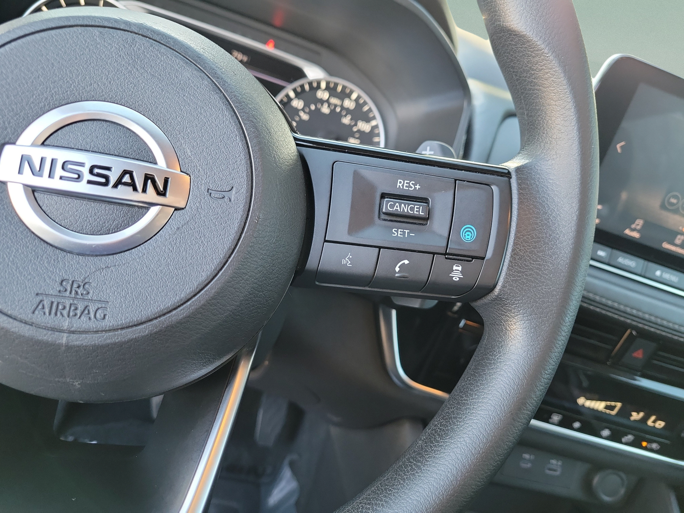 Used 2021 Nissan Rogue SV AWD/4WD image 24