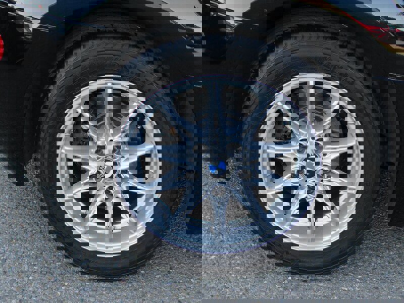 Used 2003 BMW Z4 2.5i image 21