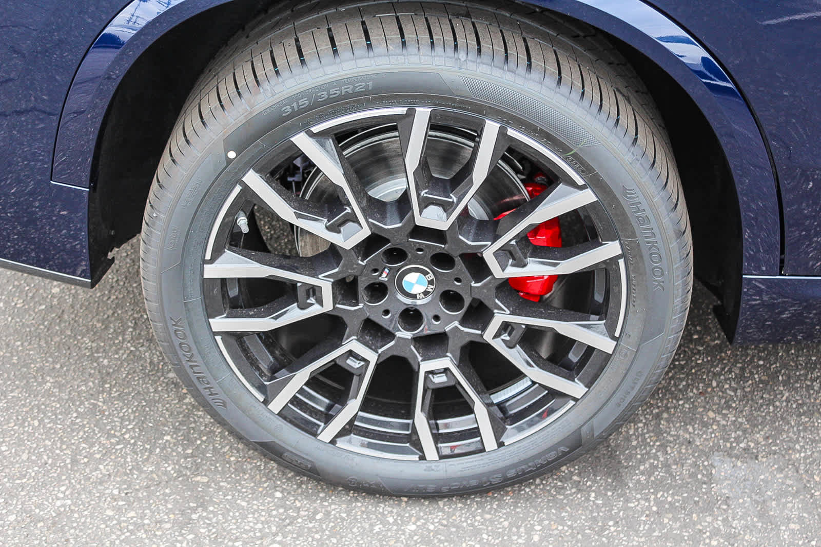 Used 2026 BMW X5 sDrive40i w/ M Sport Package RWD image 8