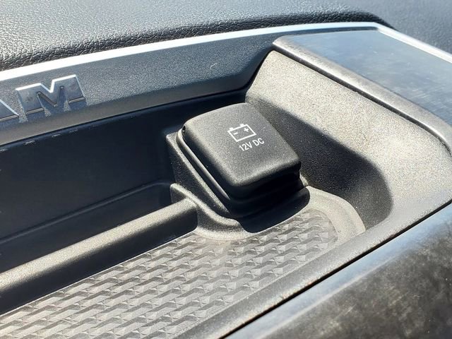 Used 2022 RAM 2500 Big Horn w/ Cold Weather Group image 26