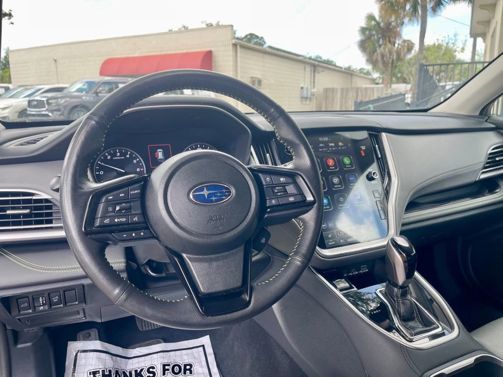 Used 2025 Subaru Outback Onyx Edition image 13