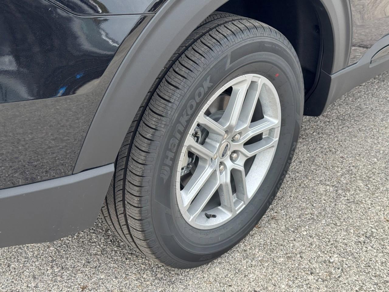 New 2026 Ford Explorer Active AWD/4WD image 5