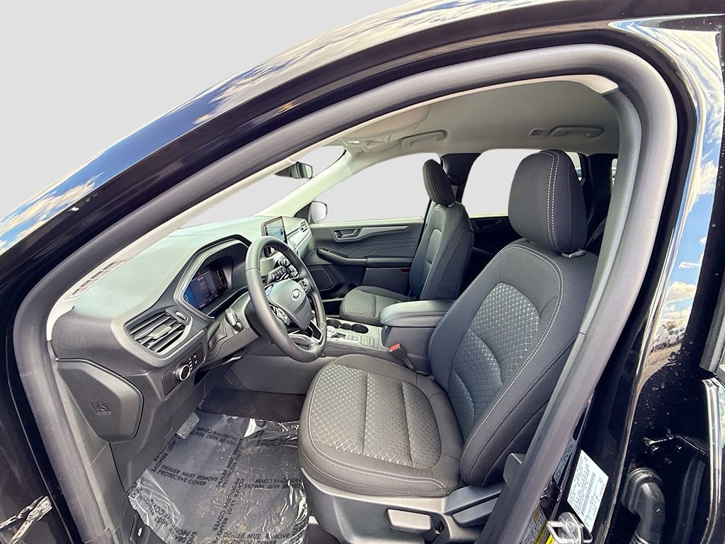 New 2026 Ford Escape Active w/ Cold Weather Package image 18