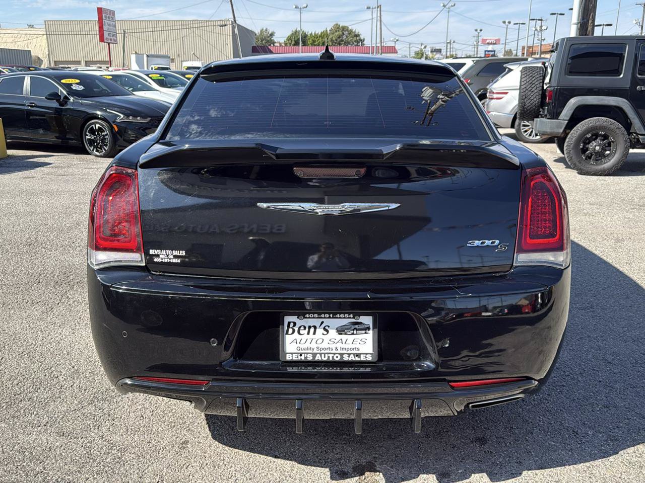 Used 2016 Chrysler 300 S w/ 300S Premium Group RWD image 7