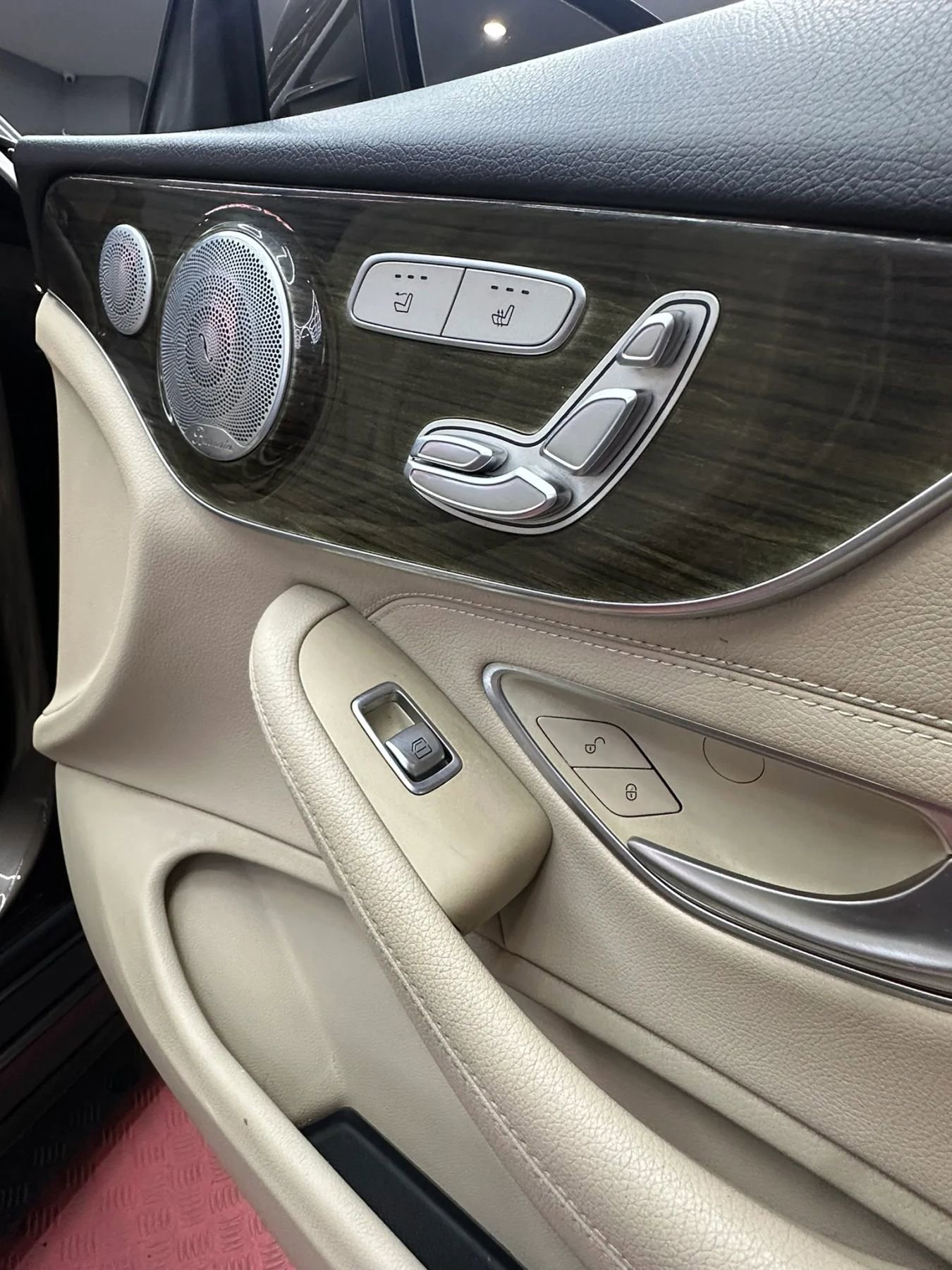 Used 2018 Mercedes-Benz C 300 Cabriolet image 32