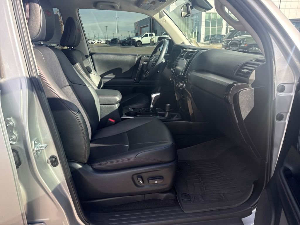 Used 2021 Toyota 4Runner TRD Off-Road Premium image 28