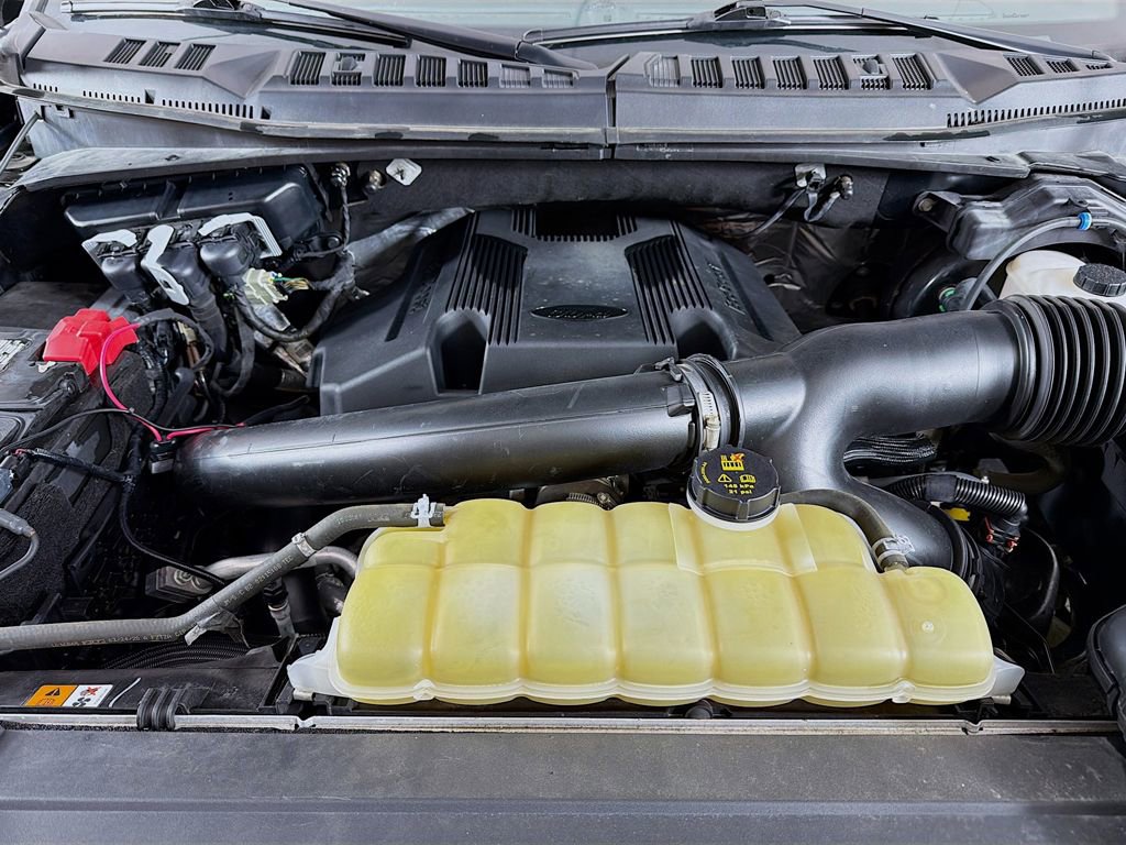 Used 2020 Ford F150 Platinum w/ Equipment Group 701A Luxury image 18