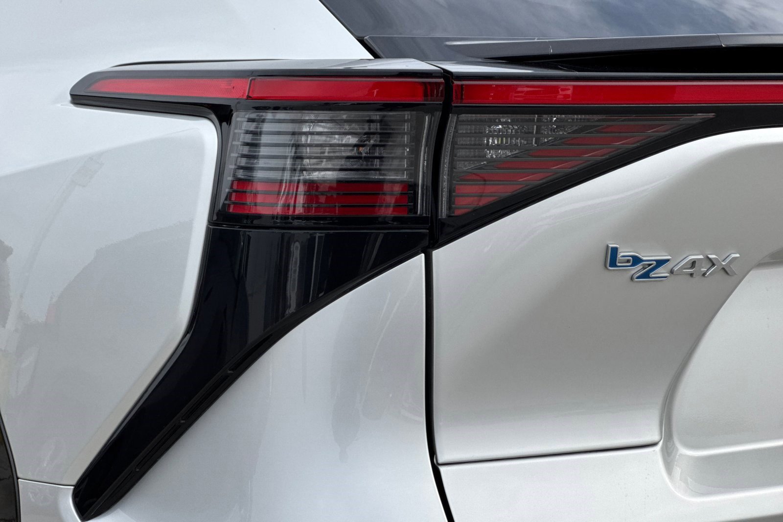 Certified 2023 Toyota bZ4X XLE image 11