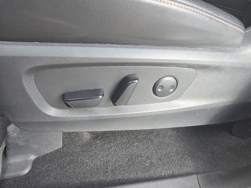 Used 2024 Nissan Pathfinder Rock Creek AWD/4WD image 12