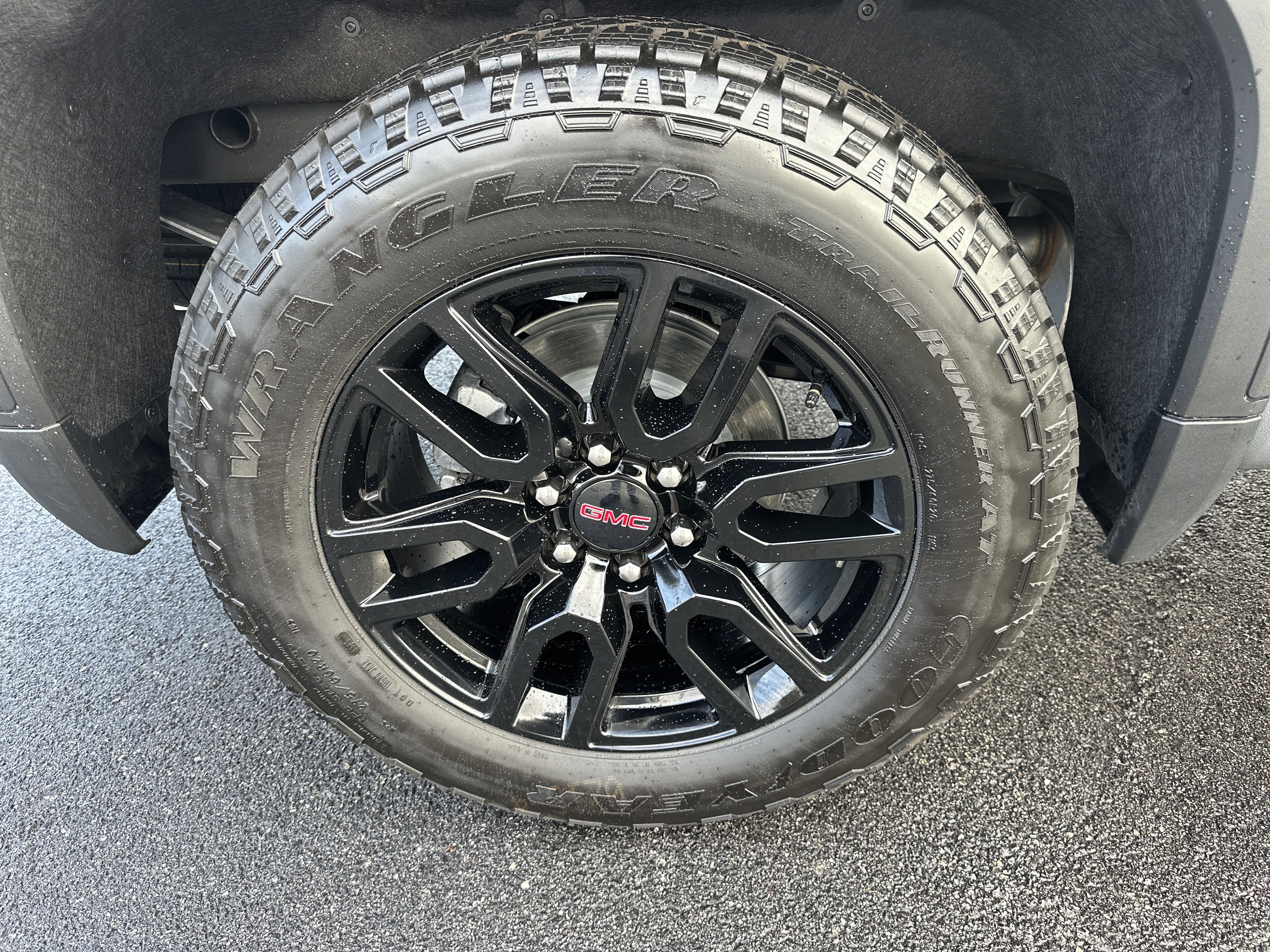 Certified 2026 GMC Sierra 1500 Elevation image 18