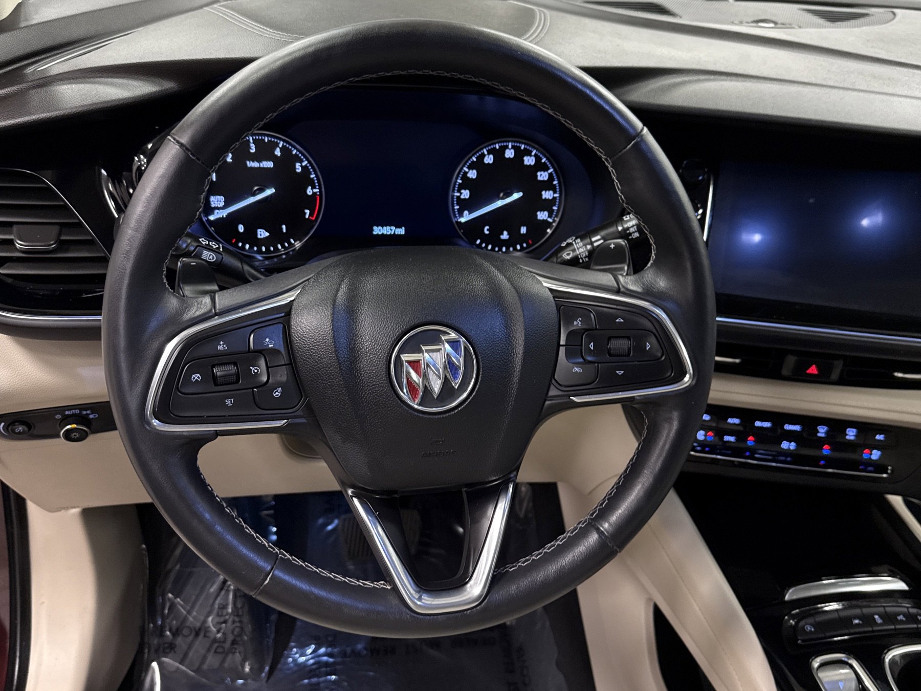Used 2023 Buick Envision Avenir image 8