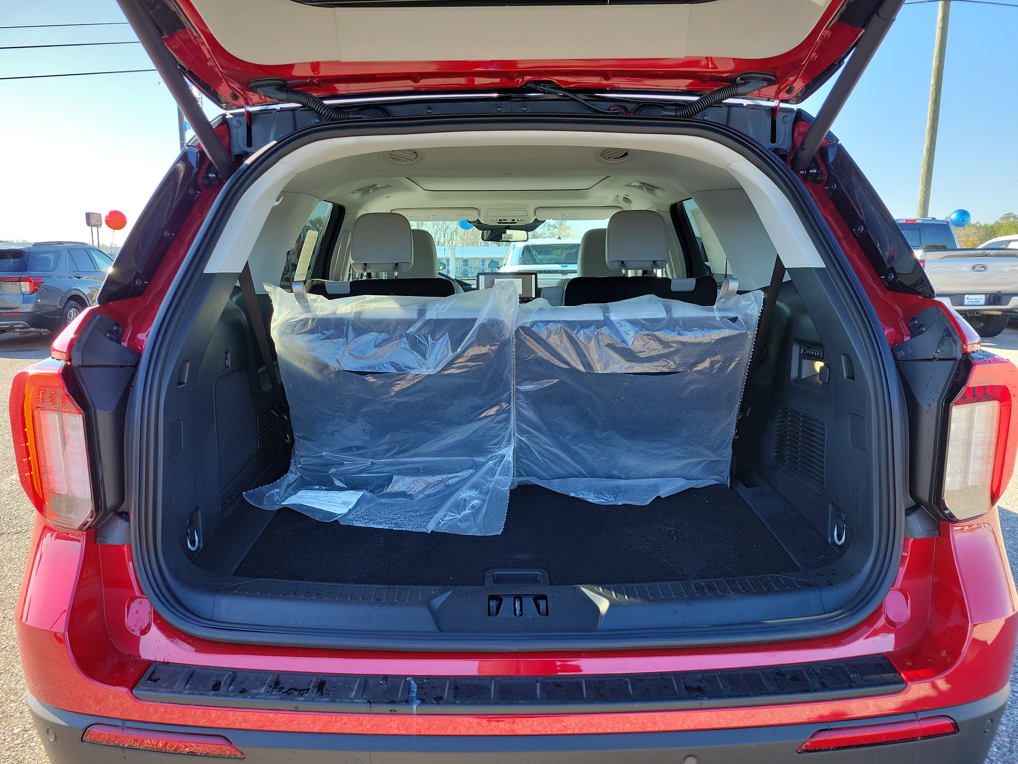 New 2026 Ford Explorer Platinum w/ LUX Leather Package image 10