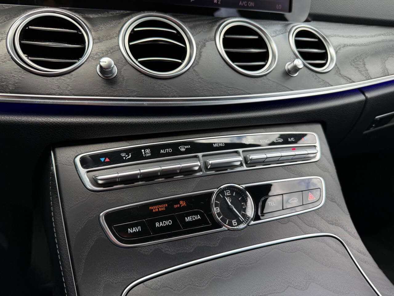 Used 2018 Mercedes-Benz E 300 image 45