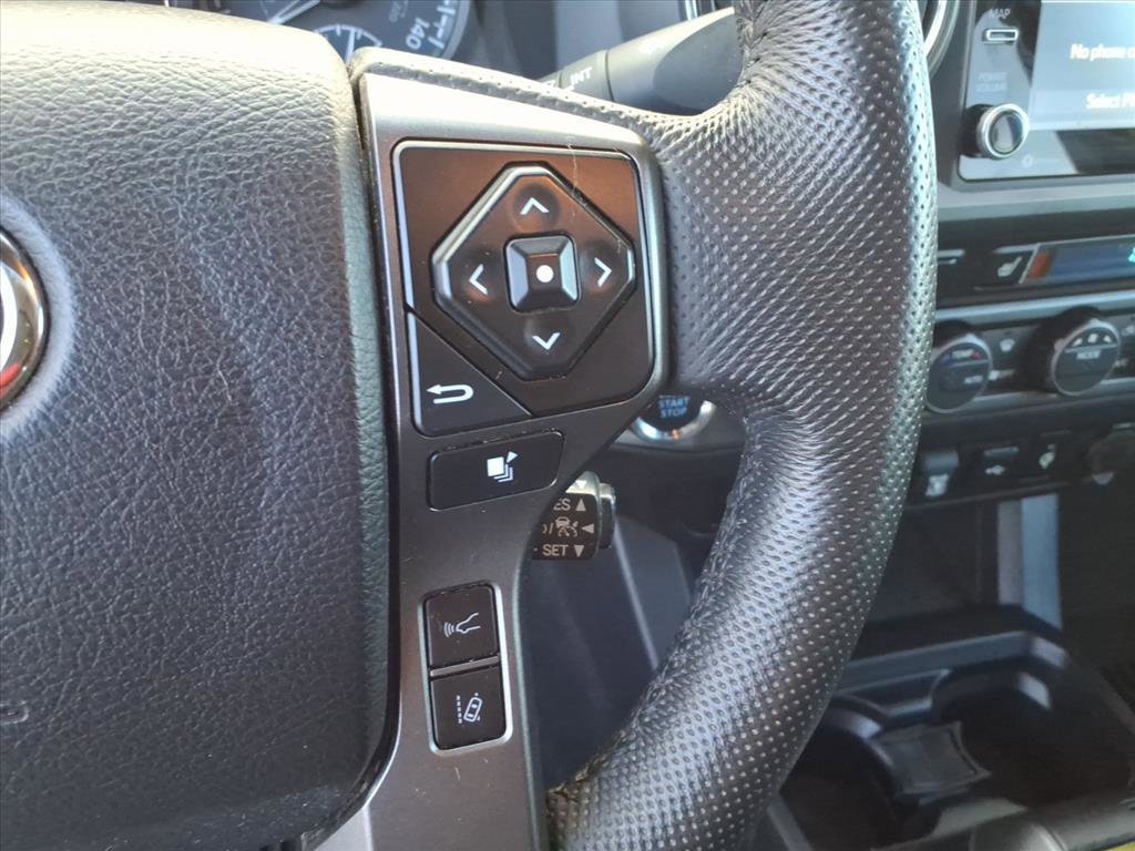 Used 2021 Toyota Tacoma TRD Off-Road w/ TRD Premium Off Road Package image 31