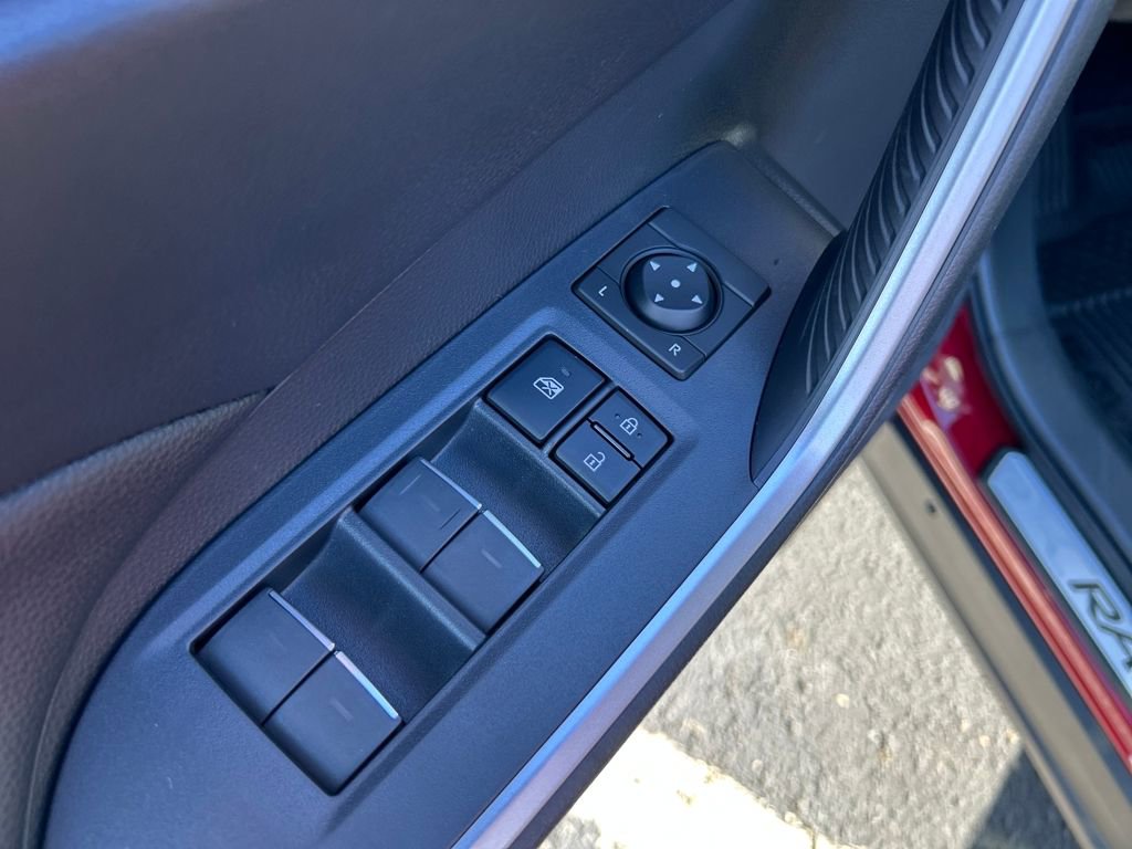 New 2025 Toyota RAV4 XLE image 11