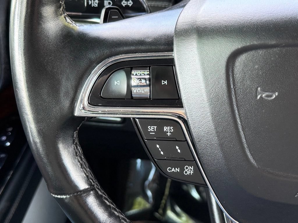 Used 2019 Lincoln Navigator L Reserve AWD/4WD image 26