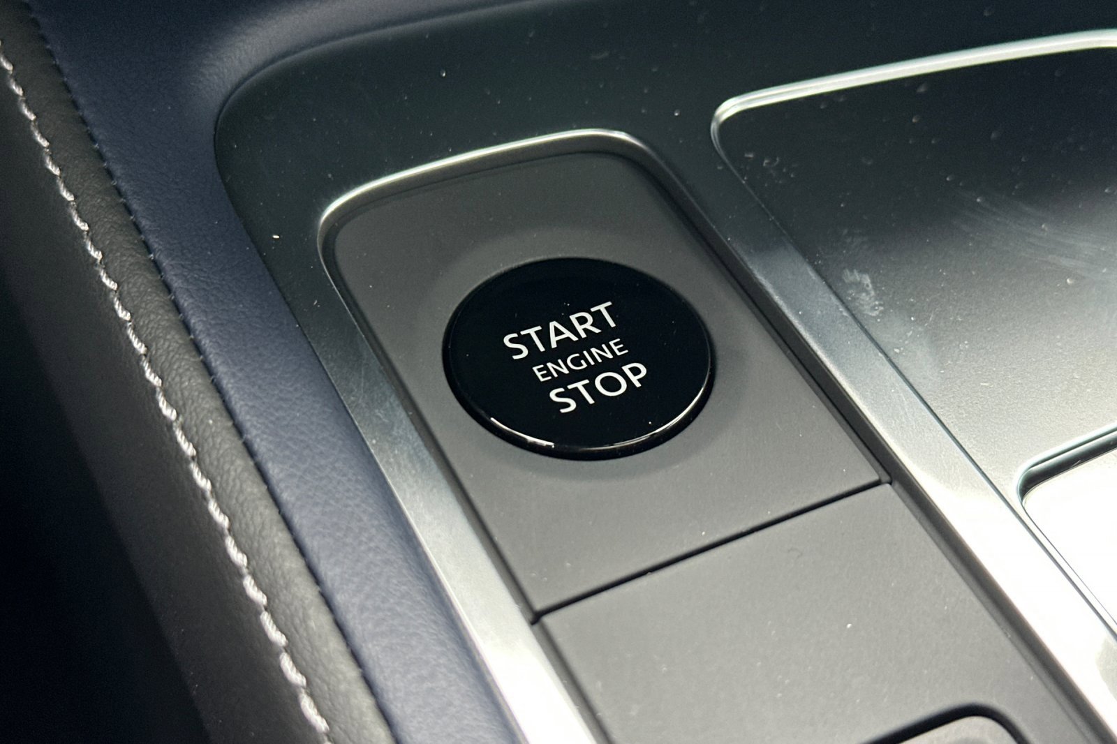 New 2026 INFINITI QX60 Sport w/ Dark Cargo Package image 27