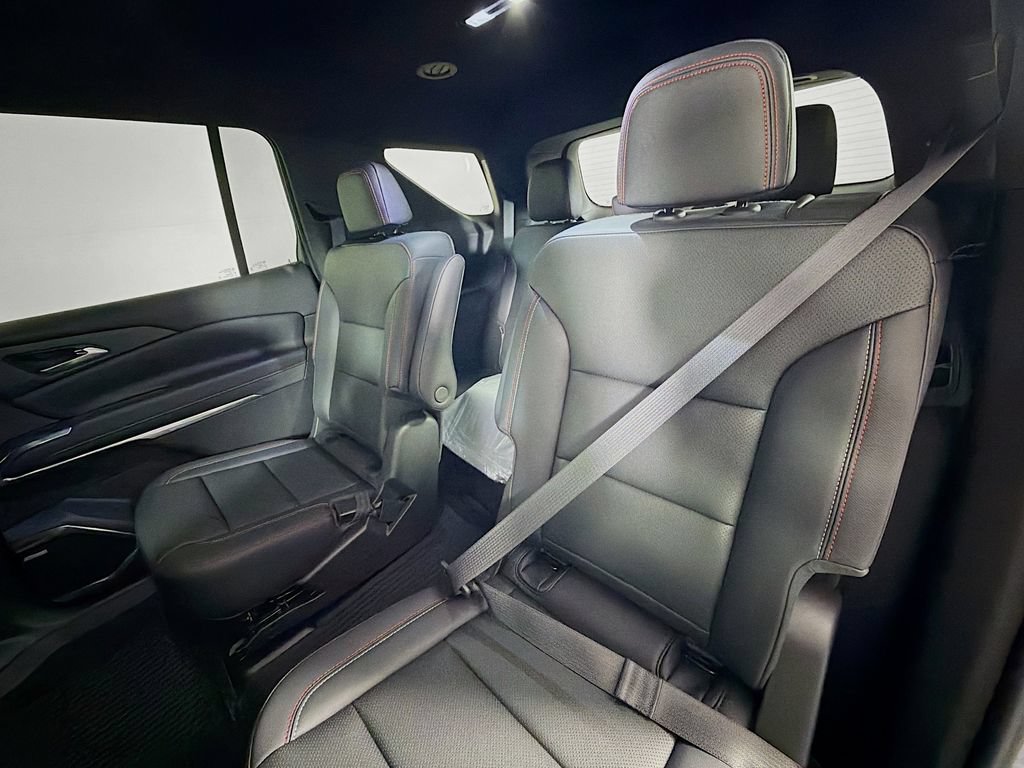 New 2026 Chevrolet Traverse Z71 w/ Enhanced Driving Package AWD/4WD image 18