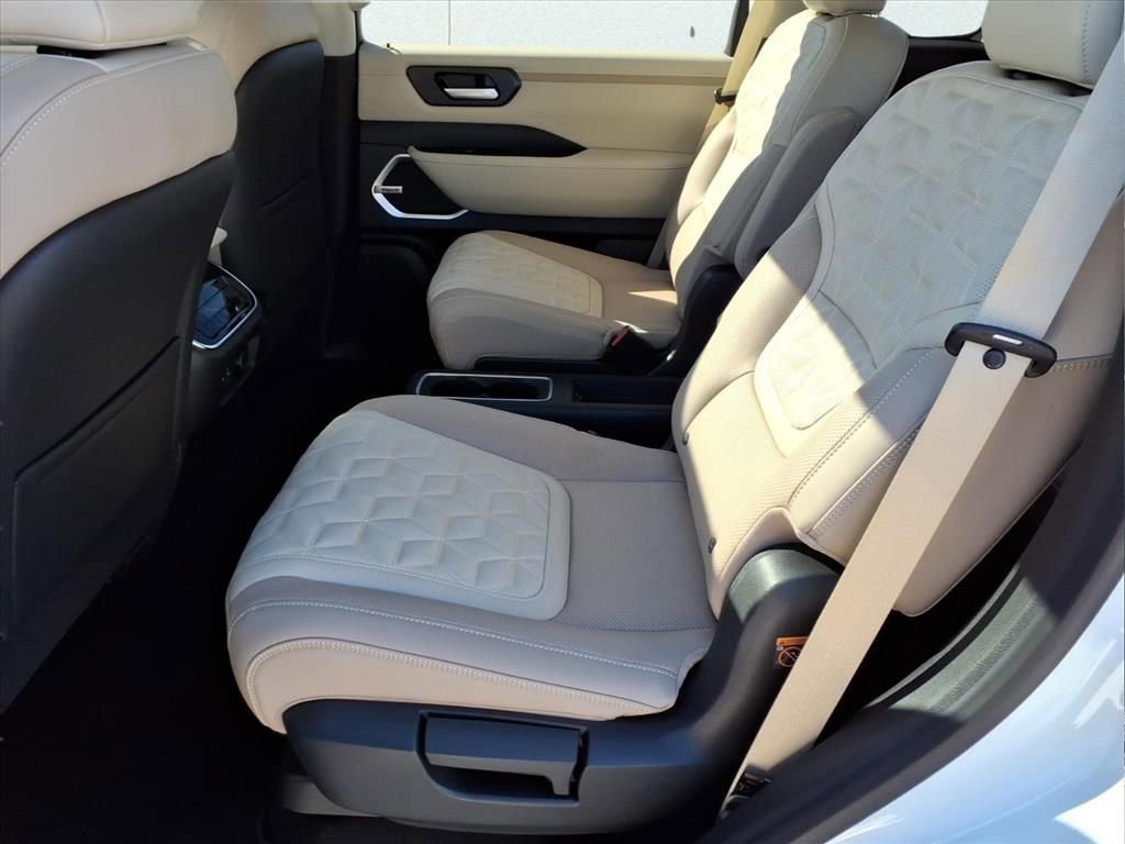 New 2026 Nissan Armada Platinum Reserve image 13