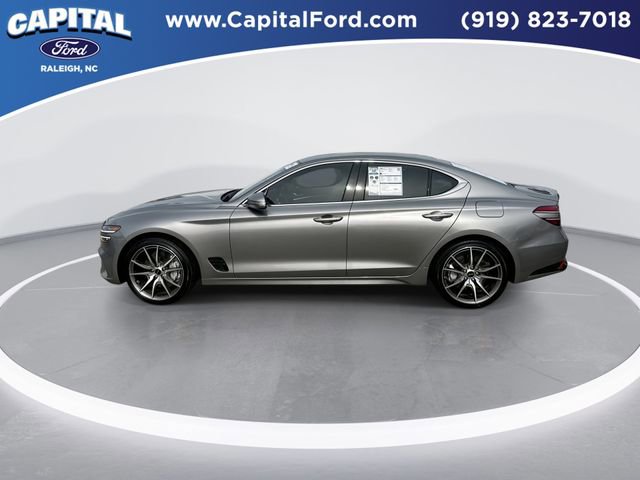 Used 2025 Genesis G70 2.5T image 5