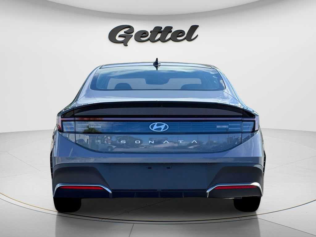 New 2026 Hyundai Sonata SE FWD image 9