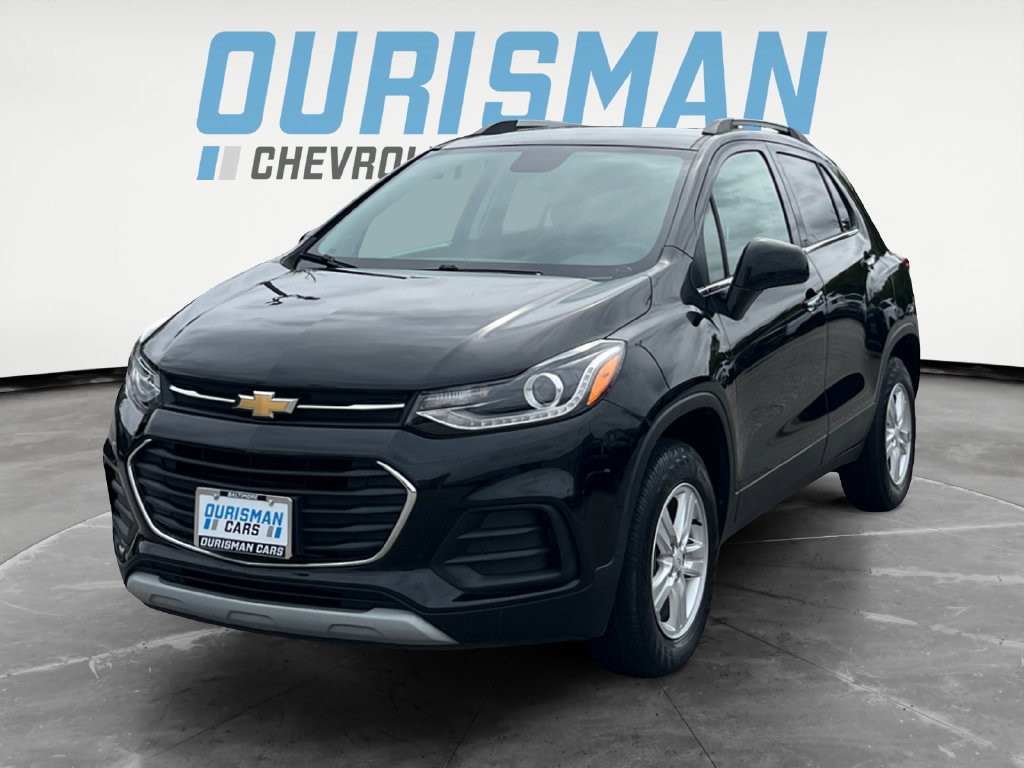 Used 2019 Chevrolet Trax LT w/ LT Convenience Package AWD/4WD image 2