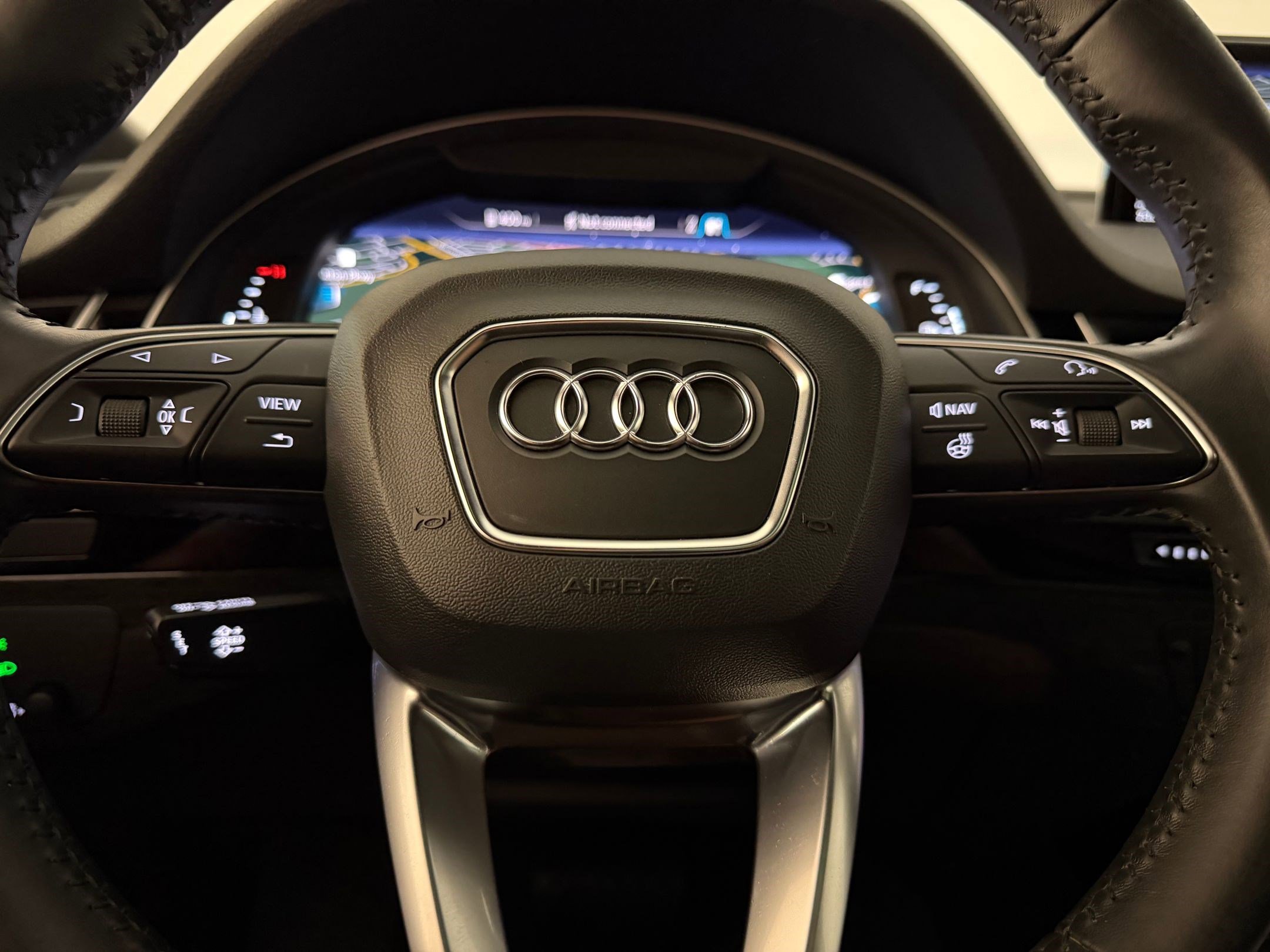 Used 2017 Audi Q7 2.0T Premium Plus w/ Premium Plus Package AWD/4WD image 17
