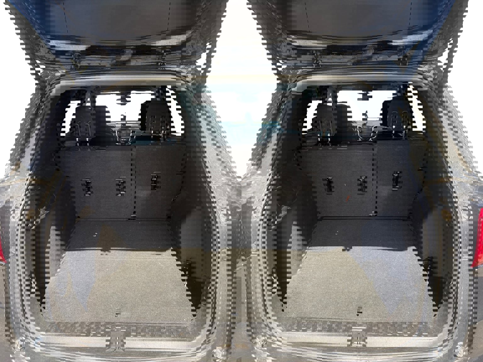 Used 2018 Chevrolet Equinox LT image 19