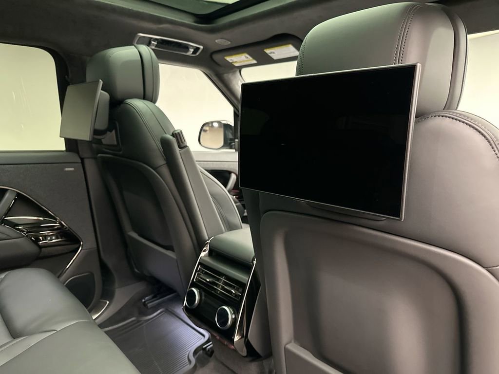 Certified 2025 Land Rover Range Rover Sport Autobiography image 20