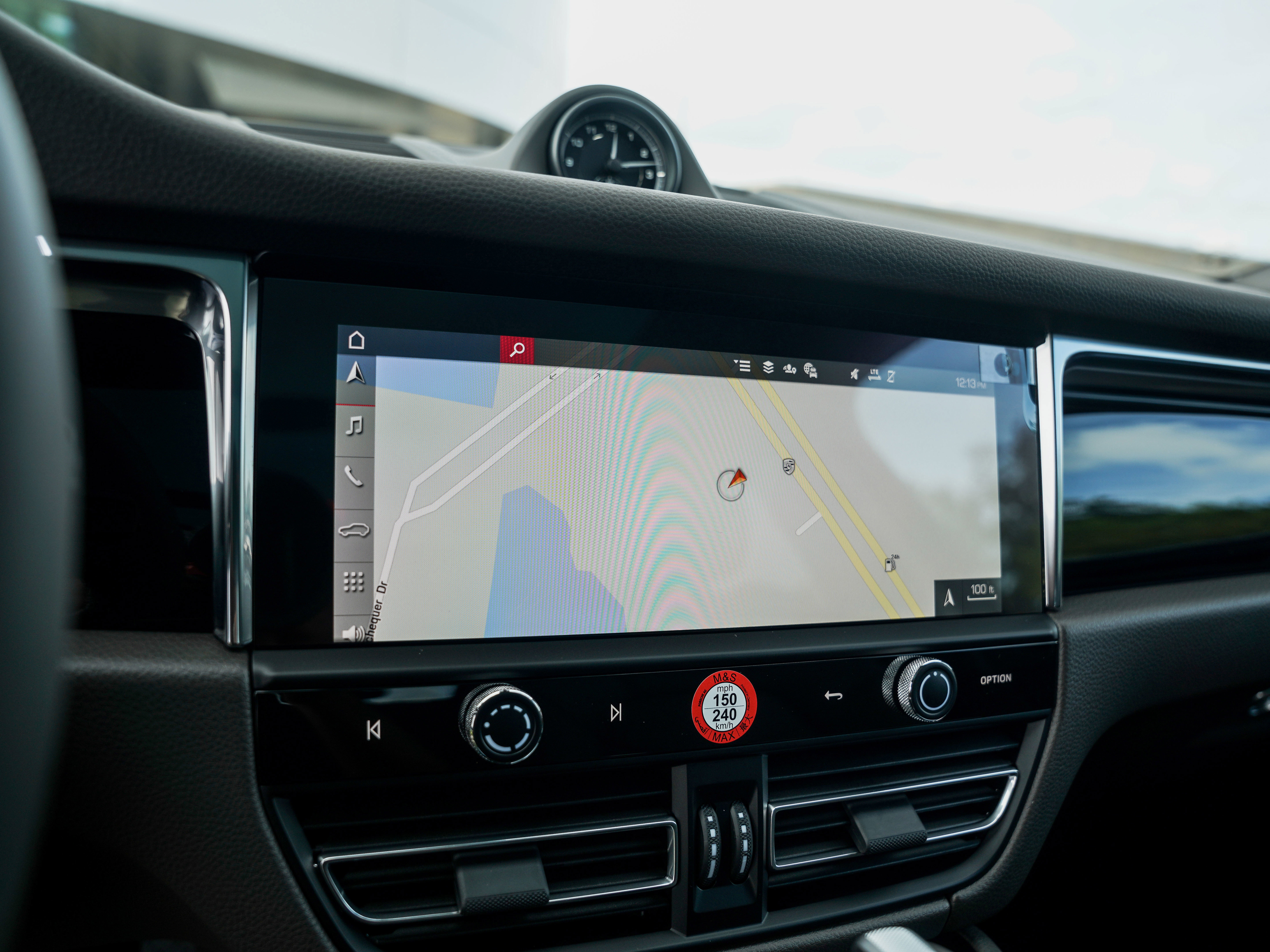 New 2026 Porsche Macan image 21