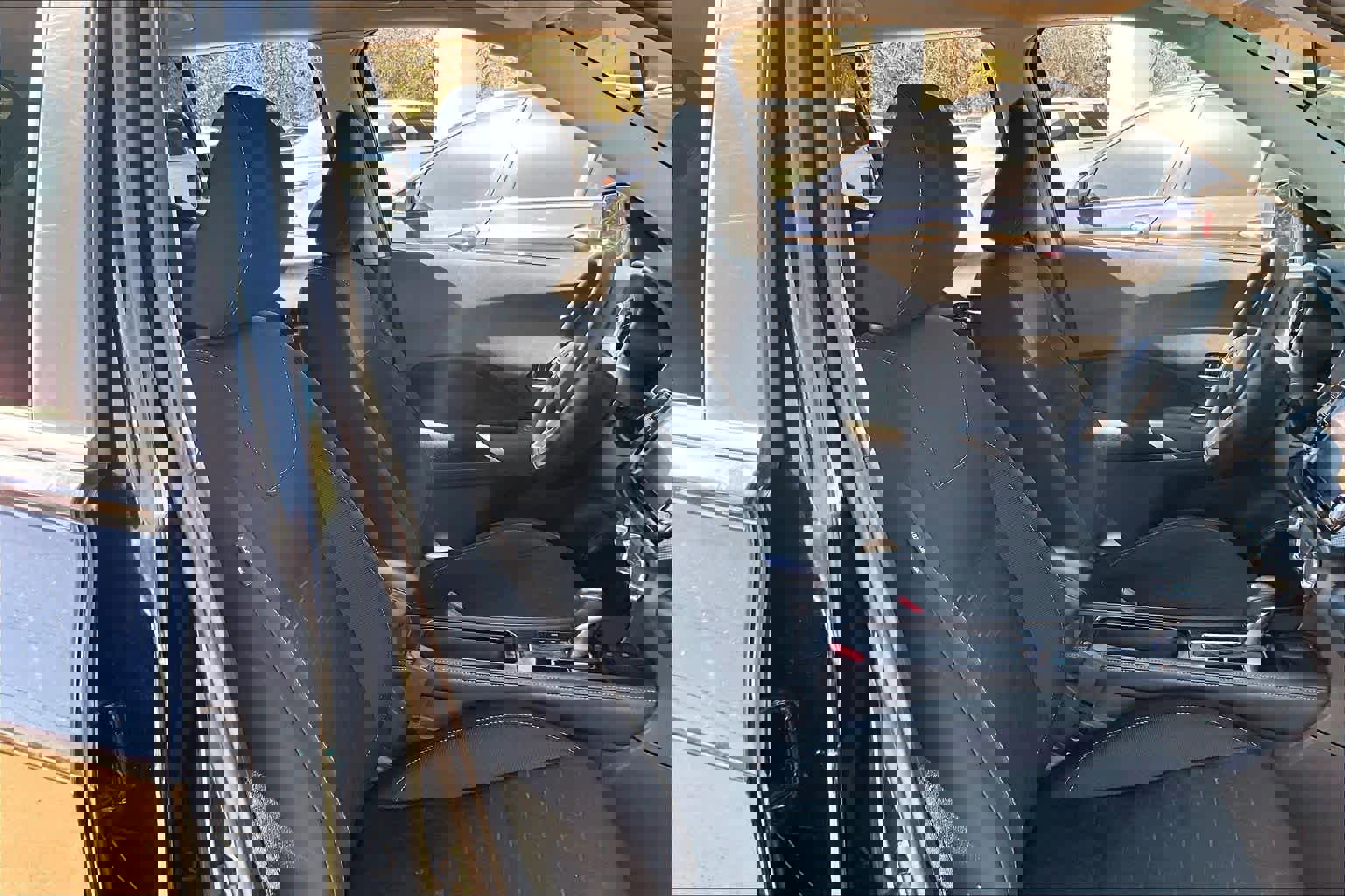 Used 2024 Nissan Kicks SV image 9