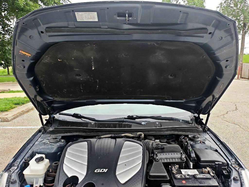 Used 2014 Kia Cadenza Premium FWD image 34
